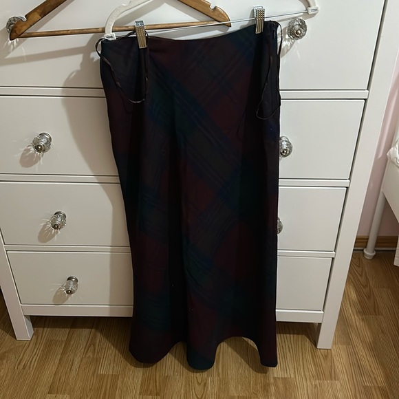 100% wool with silk lining plaid maxi skirt - Picture 1 of 3